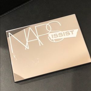 Narsisst Eyeshadow Palette